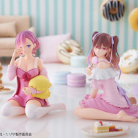 「2.5次元の誘惑」リリサ・美花莉・ノノア・アリアがネグリジェ姿に！タイトーくじにフィギュア、タペストリーなど登場 画像