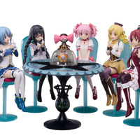 「劇場版まど☆マギ」魔法少女たちのお茶会シーンがフィギュアに！ まどか、ほむらたちがちょこんと座る姿がかわいい♪