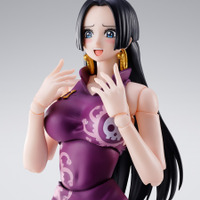 “何をしようとわらわは許される！！！”マリンフォード頂上決戦を愛の力で戦い抜いたボア・ハンコックがフィギュアで登場 画像