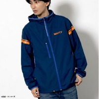 「ガンダム 閃光のハサウェイ」マフティー&Ξガンダムのリップストップジャケット登場！刺繡Tシャツと合わせた着こなしも 画像