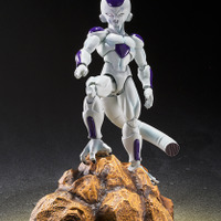 「ドラゴンボールZ」フリーザ 第四形態が可動フィギュアに！表情パーツを変えて劇中の激闘も再現できる、美麗造形に注目！ 画像