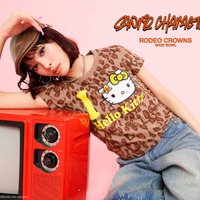 「サンリオ」キティやクロミが“00年代ギャル”風アパレルに♪ レオパードやゼブラの総柄、ラインストーンがアツい!!　 画像