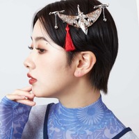 「劇場版モノノ怪」薬売りの“天秤”がアクセサリーに！ かんざし、ピアスなど全4種が登場