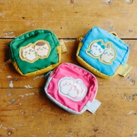 「ちいかわ」ぷっくりアップリケがかわいいポーチに、ルームウエアや寝具も！新商品が続々登場