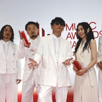 サカナクション 8冠達成！レッドカーペット＆授賞フォト公開！ 「MUSIC AWARDS JAPAN 2026」で喜びのコメントも 画像