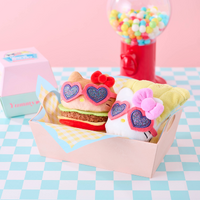 ハローキティ、ポムポムプリンたちがハンバーガーやポテトに☆ 新ぬいシリーズ「Kawaii YumYum MART」誕生！ 画像