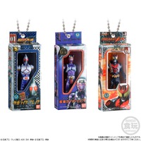 「仮面ライダー」全部揃えたい！アマゾン、アギト、ディケイド…箱パッケージ入りソフビのミニチュアが登場