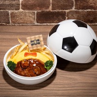「コナン」“いっけぇぇぇぇ！”ハンバーグや、赤井秀一・安室透らのドリンクにわくわく♪ 「名探偵コナンダイナー」26年冬に渋谷でオープン！