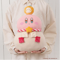 「星のカービィ」が鏡餅をすいこんじゃった!?“おもち”ぬいや、年賀はがきセット27年が登場！郵便局で発売 画像