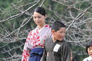 原恵一監督の実写映画「はじまりのみち」　宮﨑あおいが出演、先生役とナレーション 画像