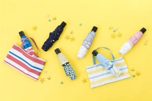 「おそ松さん」6つ子イメージの折り畳み傘！ 