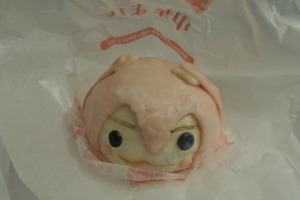 桜前線が一足先にファミマに到来！話題の「桜ミクまん」が可愛すぎた 画像