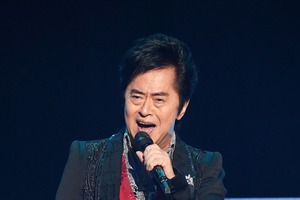 “アニソン界の帝王”水木一郎、「原点」全30曲を熱唱！デビュー50周年記念ライブ 画像