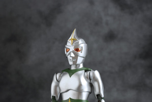 「ミラーマン」が円谷プロ完全監修のもと、アクションフィギュアになって登場！ 画像