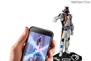 バンダイ、AR技術を活用したガシャポン発売　フィギュア撮影でボイス音やエフェクト表示 画像