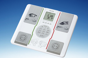 「劇場版 TIGER ＆ BUNNY」新ヒーローにスポンサー決定、健康機器メーカーのタニタ 画像