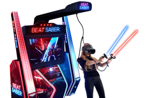 ライトセイバー×音ゲー!? VRリズムゲーム「Beat Saber」アーケード版が日本初登場！ 画像