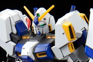 「機動戦士ガンダム外伝 宇宙、閃光の果てに…」ガンダム4号機、HGでガンプラ化！ 特徴的な機体フォルムを徹底再現 画像