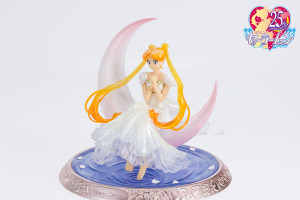 「セーラームーン」プリンセス・セレニティ、限定カラーフィギュア登場！ 明るく優しいカラーリングに♪ 画像