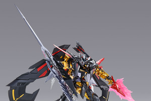 「ガンダムSEED ASTRAY」ゴールドフレーム天ミナ（天空の皇女Ver.）、アクションフィギュア化！ “天ミナC”を史上初再現 画像