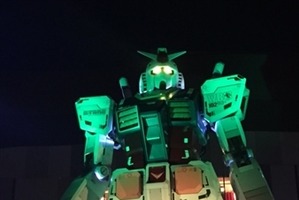 実物大ガンダムが冬をロマンチックに演出　さらにお台場に“1/10G-セルフ”登場 画像