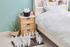 「ムーミン谷のなかまたち」31匹のニョロニョロが大量発生！ 蓄光ぬいぐるみで部屋がムーミン谷に 画像