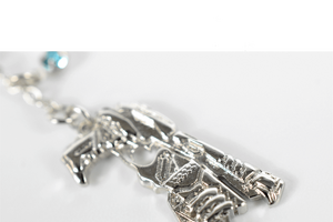 「PSYCHO-PASS」“犯罪係数オーバー300 執行対象です” イヤリング＆ネックレス登場 画像