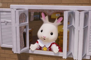 劇場版「シルバニアファミリー」11月23日公開！ フレアとラルフが空を飛ぶ!? 特報＆ティザービジュアルお披露目 画像