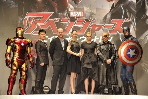 「アベンジャーズ」ジャパンプレミアにジョス・ウェドン監督、新メンバー役のエリザベス・オルセン登壇 画像