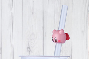 「カービィカフェ」新作ドリンクはストローに注目！ 「すいこみカービィマスコット」が可愛いと大人気 画像