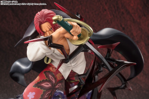 「ワンピース」シャンクスが“神避”を放つ姿を立体化！ 愛刀グリフォンを握る拳やダイナミックなエフェクトも丁寧に造形 画像