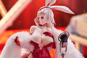 大人な雰囲気の豪華ドレス！『アズレン』より「プリンツ・ハインリヒ」が立体化ー本物のファーを採用するゴージャスっぷり 画像