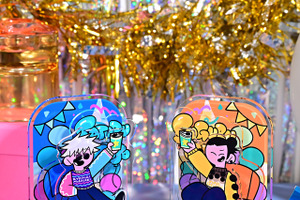 「呪術廻戦」五条悟、夏油傑らの“アグリーセーター”がキュートでアガる♪ 水沢石鹸による新グッズ登場 画像