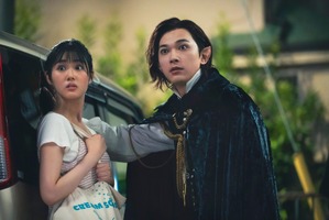 実写映画「ババンババンバンバンパイア」森蘭丸（吉沢亮）が葵（原菜乃華）に車ドン！ 場面写真がお披露目 画像