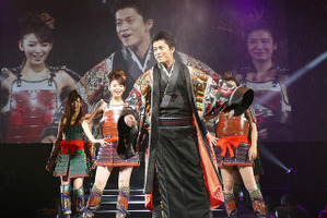 「信長協奏曲」 完成披露試写会に 豪華キャストが和装ファッションで闊歩 画像