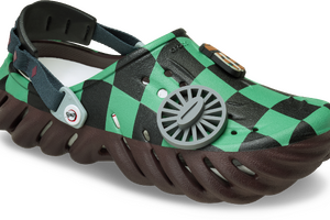 「鬼滅の刃」炭治郎、禰豆子、善逸、伊之助をデザイン！ クロックスコラボが日本初登場♪ 鍔や竹のジビッツチャームに注目 画像