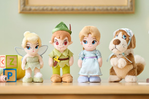 「ピーター・パン」ちいさくてレトロかわいいぬいぐるみ“Disney stanDs”に初登場！店舗限定のセット＆フック船長など第2弾も 画像