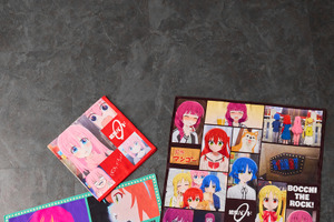 「ぼざろ」「SAO」「まどマギ」結束バンド、キリト＆アスナ、まどか…日常使いしたいファッション雑貨登場♪ 画像