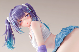 ギャルの誘惑には勝てない…！腰からお尻のしなやかウェーブに釘付け♪ フィギュア登場 画像