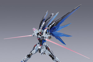 フリーダムガンダムのフィギュアが再販！躍動感とボリュームのあるシルエットは“自由”の象徴 画像