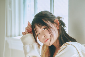 「バンドリ！」声優・小日向美香、1st写真集がバレンタインデーに発売♪ 「素の私も、新しい一面も楽しみにしていて」 画像