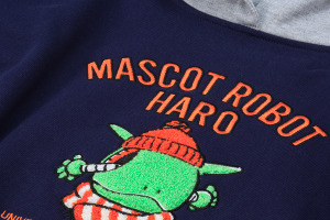 「ガンダム」ハロの冬支度が愛らしい♪ 日常使いもできるオシャレなパーカー、MA-1ジャケットほか登場 画像