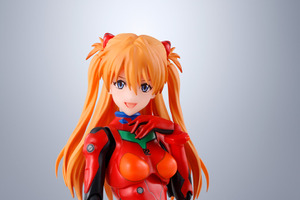 あんたバカァ？の再現も！「ヱヴァ新劇場版」式波・アスカ・ラングレーがプラグスーツ姿でフィギュア化 画像