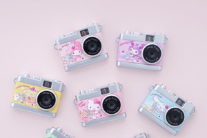 「サンリオ」キティ、クロミたちの超小型カメラが可愛すぎて便利すぎる！ 写真も動画も撮影可能＆マグネット内蔵が◎ 画像