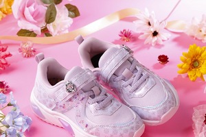 アナ＆エルサ、アリエル、ラプンツェルをイメージしたキッズ向けスニーカー発売！通園・通学でお姫様気分に♪ 画像