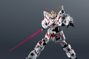 “父さん、母さんごめん。俺は、行くよ”「機動戦士ガンダムUC」ユニコーンガンダムが本日（6/27）発売！ 遊びやすさとシルエットアレンジが特徴的 画像