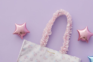 待望のコラボついに発売♪ キキ＆ララ×Maison de FLEURの“ゆめかわ”アイテムをチェック 画像