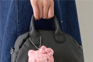 「サンリオ」キティとダニエルをシンプル＆キュートに持ち歩こう♪ “ペア持ち”もできちゃうアイテム登場 画像