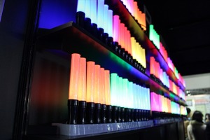 ライブの必需品“キンブレ”最新アイテム体験も　KING BLADEブースAnimeJapan 2016レポート 画像