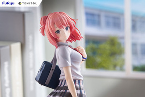 やっはろー！「俺ガイル」結衣、500mlペットボトルより大きく立体化！風に揺れるスカート＆髪が儚げで釘付け♪ 画像